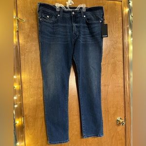 NWT True Religion Rocco Relaxed Skinny Jeans